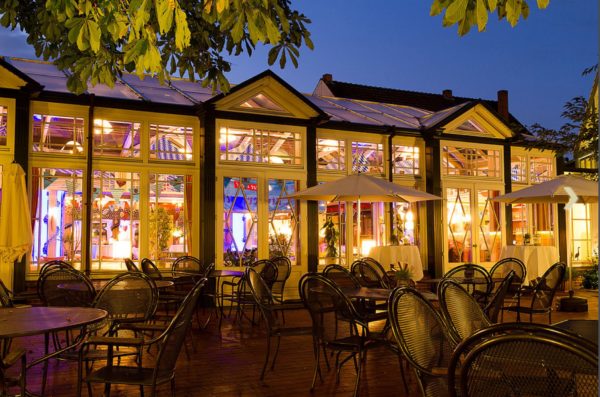 Die Terrasse der Abiball Location Grothenns Gasthaus in Bremen