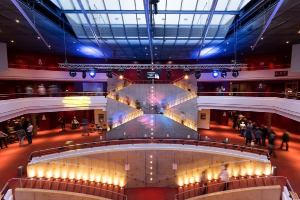 Das Foyer der Abiball Location Metropol Theater in Bremen